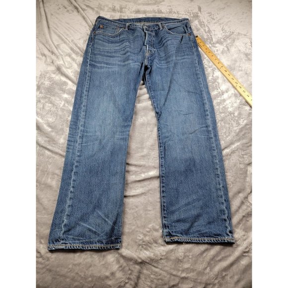 Levis 501 Button Fly Jeans Mens 36x28 Straight Leg Blue 5‎ Pocket Denim - Picture 1 of 9